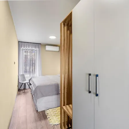 Quercus Village App 1 Mit Privatem Pool By Interhome דירה