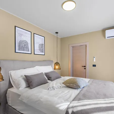 Quercus Village App 1 Mit Privatem Pool By Interhome Apartman *