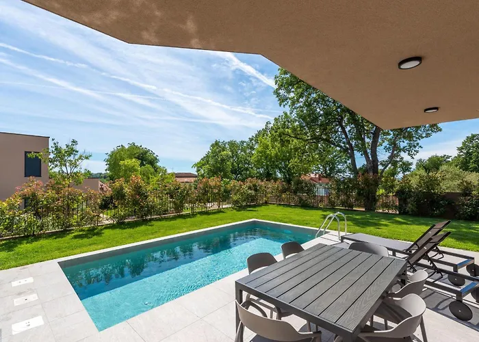 Quercus Village App 1 Mit Privatem Pool By Interhome *